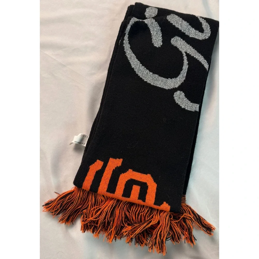 San Francisco Giants MLB Forever Collectible Knit Scarf Black Silver Orange Read